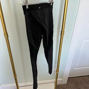 Koral Gray Heathered Leggings with Black Mesh Size Medium